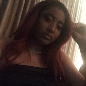 Meet your Posher, Timâira